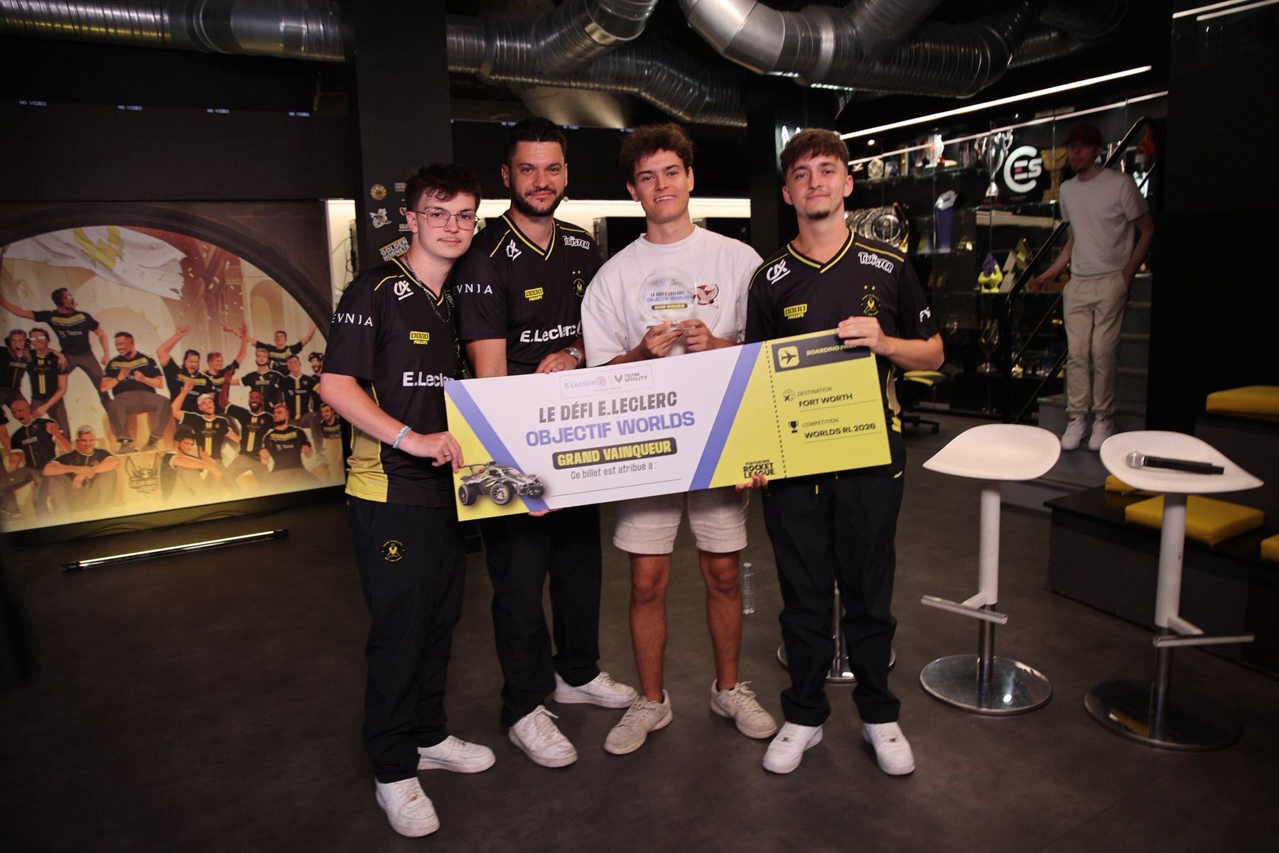 Joueurs sur les setups de V.Hive